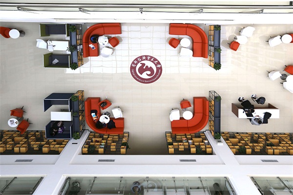 圖書角.jpg 圖書角.jpg